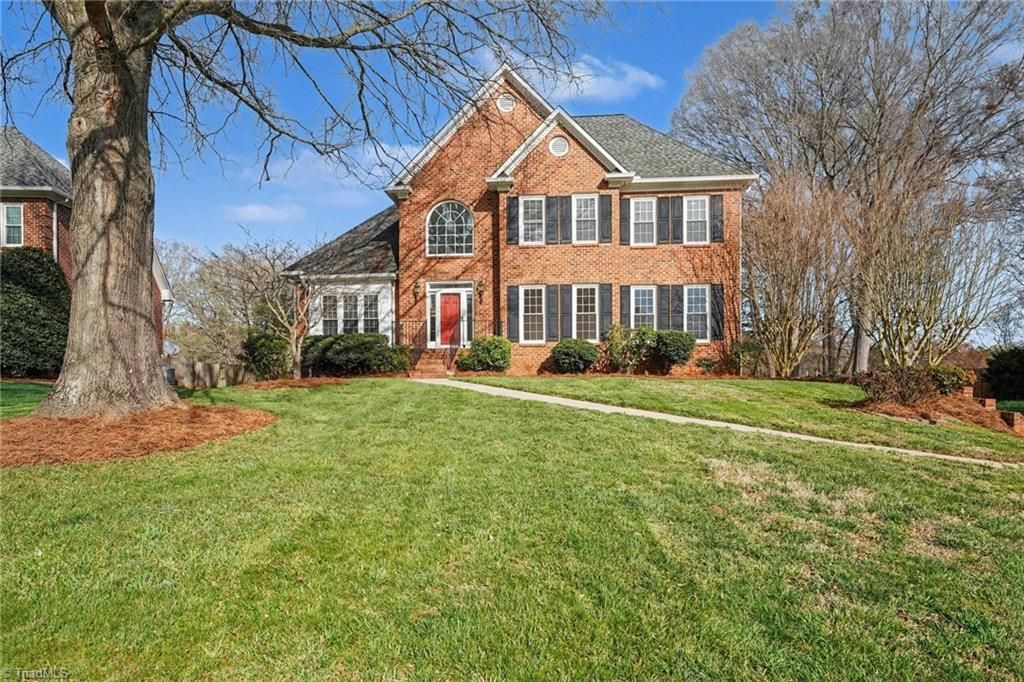 196 Oakmont Drive, Advance, NC 27006