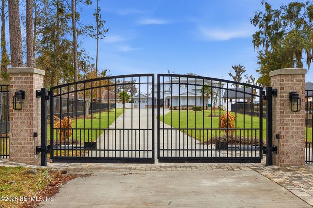 5713 CROSSWINDS Circle, St. Augustine, FL 32092