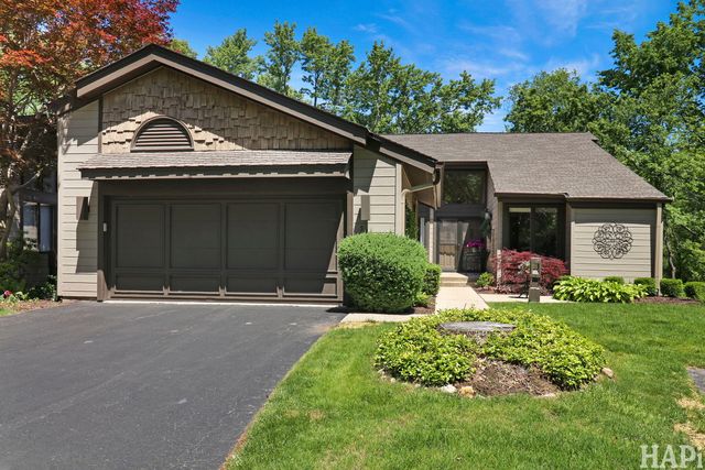 5416 Winding Creek Drive 11, Rockford, IL 61114