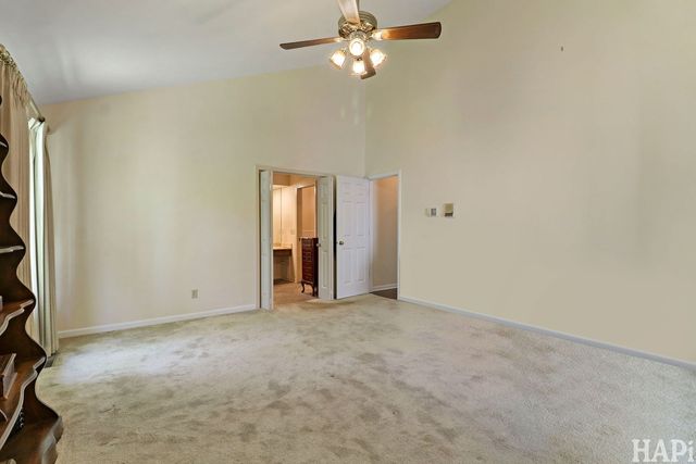 5416 Winding Creek Drive 11, Rockford, IL 61114