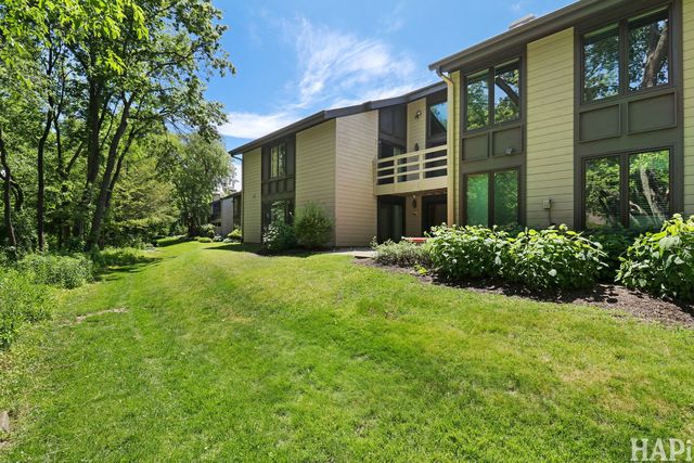 5416 Winding Creek Drive 11, Rockford, IL 61114