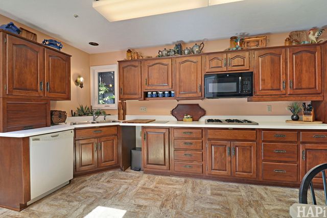 5416 Winding Creek Drive 11, Rockford, IL 61114