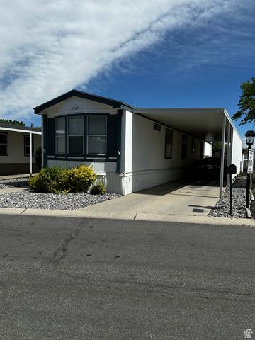 978 W JASMINE DR, Taylorsville, UT 84123