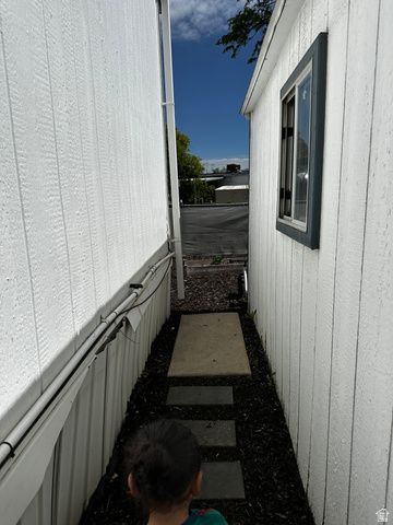 978 W JASMINE DR, Taylorsville, UT 84123
