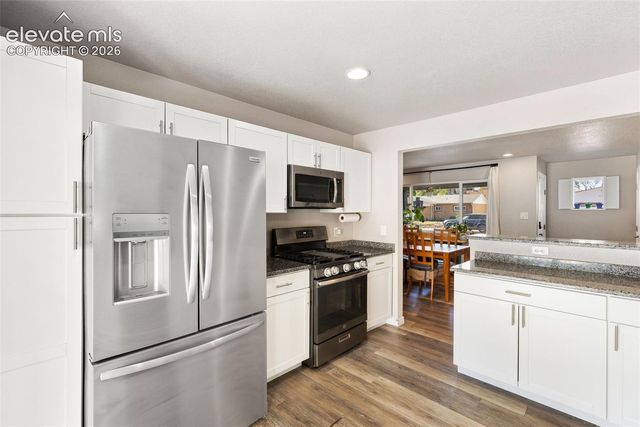 113 Everett Drive, Colorado Springs, CO 80911