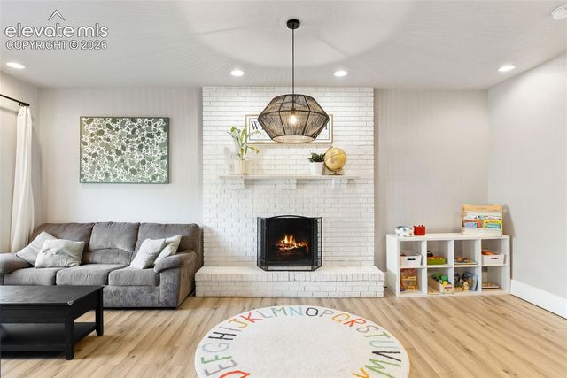 113 Everett Drive, Colorado Springs, CO 80911