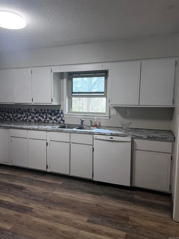 7 Telde Circle, Hot Springs Village, AR 71909