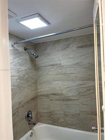 802 NW 87th Ave 321, Miami, FL 33172