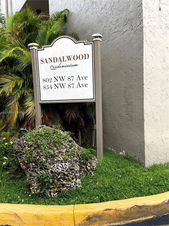 802 NW 87th Ave 321, Miami, FL 33172