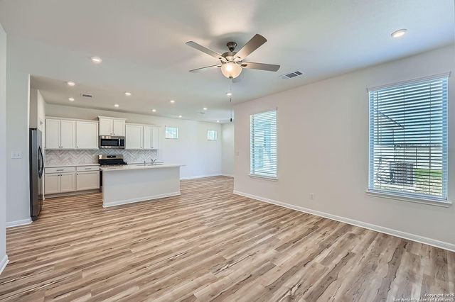 705 Salamander, San Marcos, TX 78666