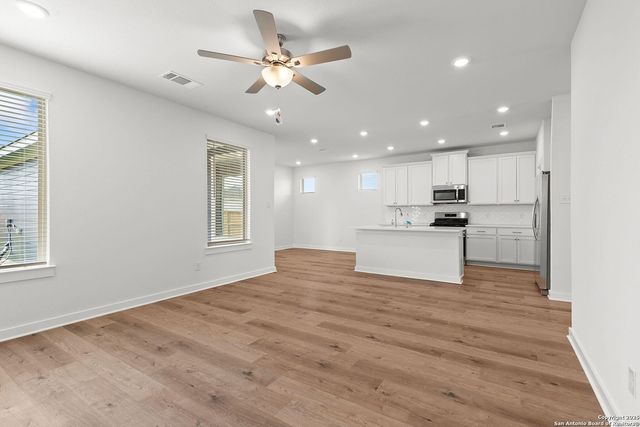 705 Salamander, San Marcos, TX 78666