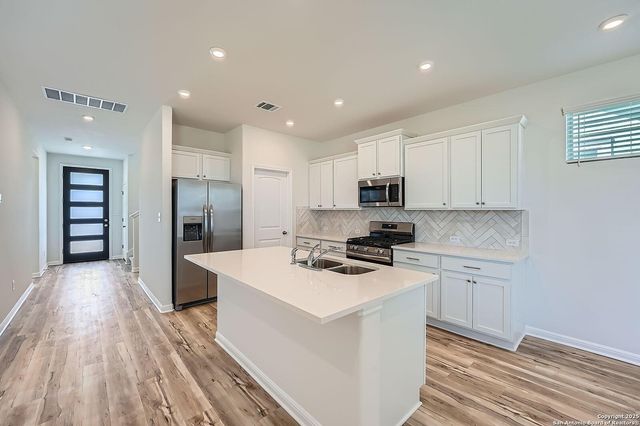 705 Salamander, San Marcos, TX 78666