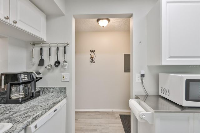 2460 NORTHSIDE DRIVE 506, Clearwater, FL 33761