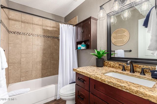 6849 E OSBORN Road C, Scottsdale, AZ 85251