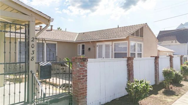 2038 H, Merced, CA 95340