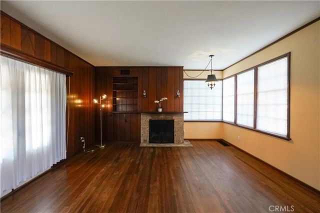 2038 H, Merced, CA 95340