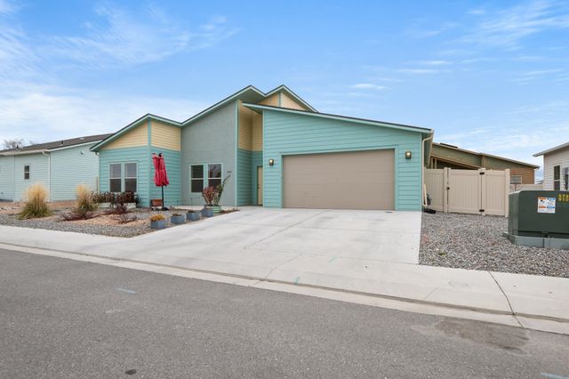 392 Hidden River Drive, Grand Junction, CO 81504