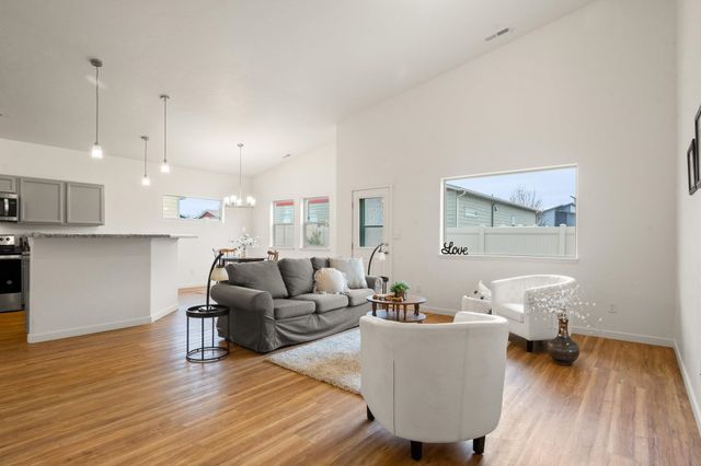 392 Hidden River Drive, Grand Junction, CO 81504