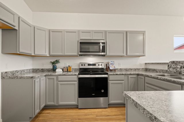 392 Hidden River Drive, Grand Junction, CO 81504