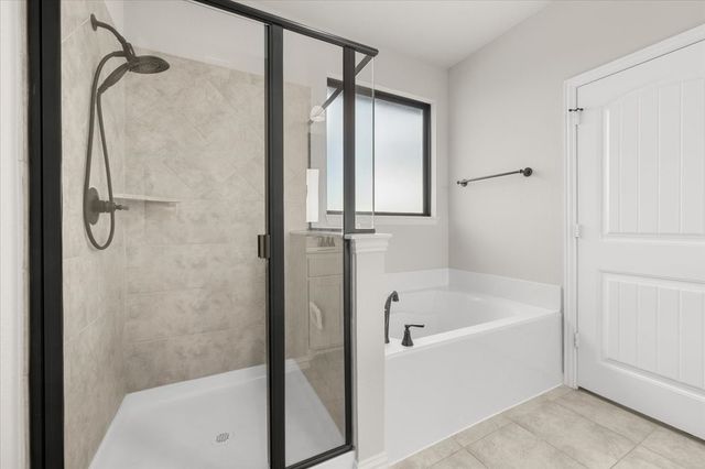 2020 Pebblegate Drive, Weatherford, TX 76085