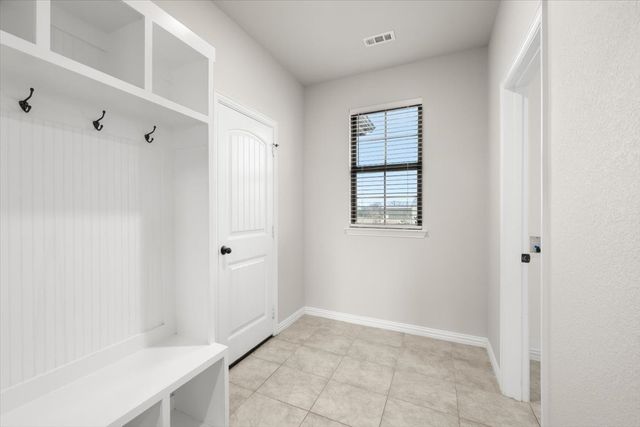 2020 Pebblegate Drive, Weatherford, TX 76085