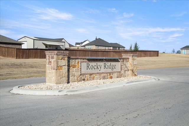 2020 Pebblegate Drive, Weatherford, TX 76085