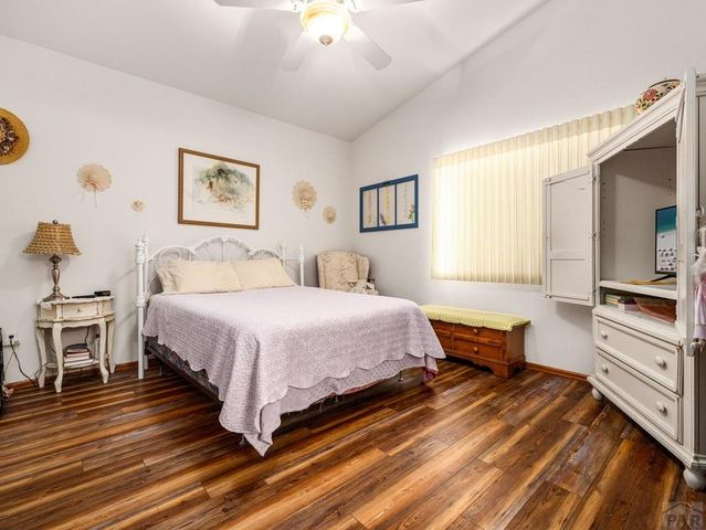 1006 Olivecrest Dr, Pueblo, CO 81005