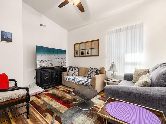 1006 Olivecrest Dr, Pueblo, CO 81005