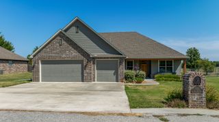 61530 E 266 Road, Grove, OK 74344