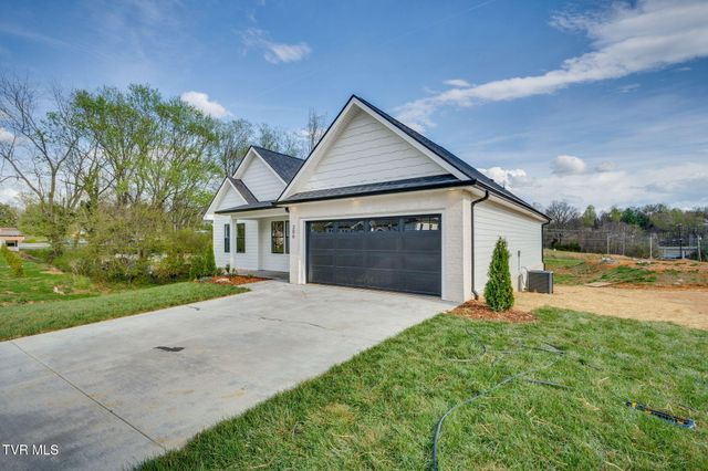 306 Ty'S Place, Kingsport, TN 37663