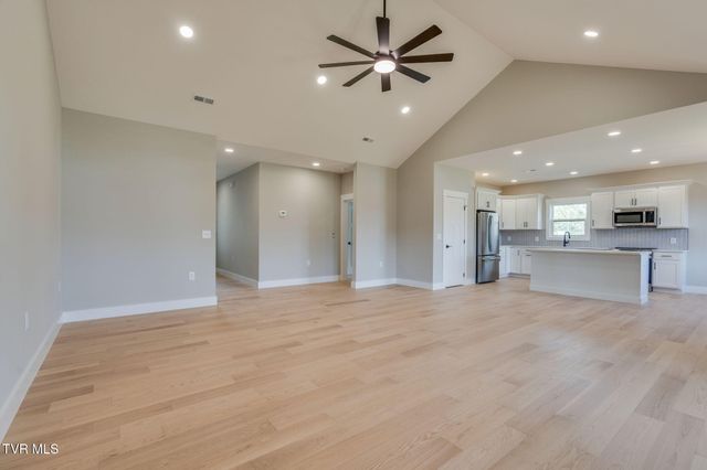 306 Ty'S Place, Kingsport, TN 37663