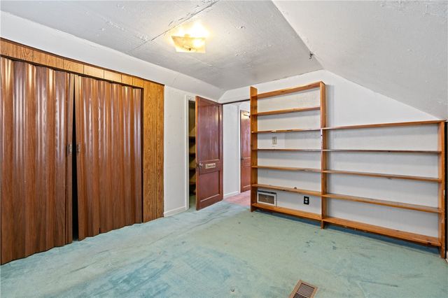 510 Foundry St, Shaler, PA 15215