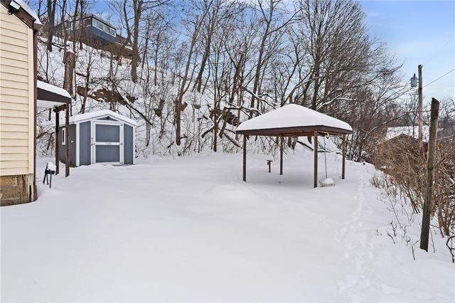 510 Foundry St, Shaler, PA 15215