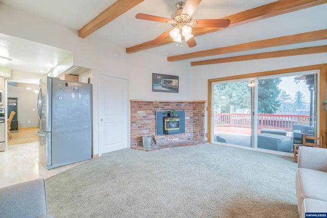 292 Stoneway Dr NW, Salem, OR 97304