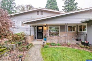 292 Stoneway Dr NW, Salem, OR 97304