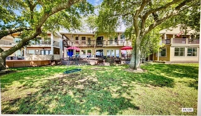11359 Twain Drive, Montgomery, TX 77356