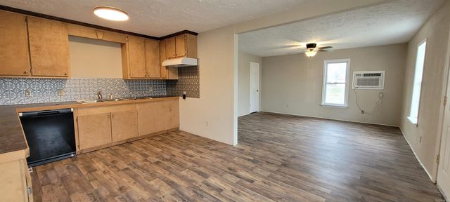 114 Woodruff 421, Mccrory, AR 72101