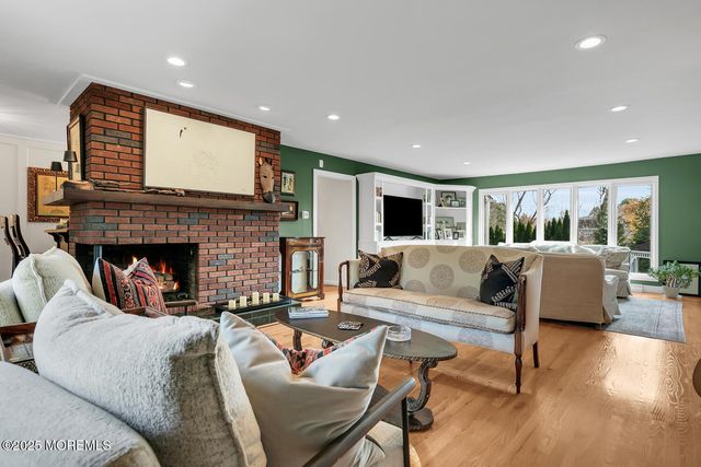 16 Mulberry Lane, Colts Neck, NJ 07722