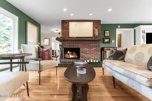 16 Mulberry Lane, Colts Neck, NJ 07722