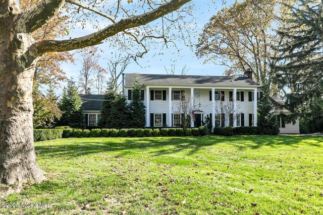 16 Mulberry Lane, Colts Neck, NJ 07722