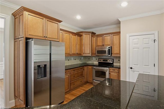 3508 Waterway Drive, Pfafftown, NC 27040