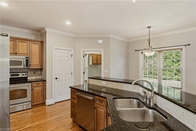3508 Waterway Drive, Pfafftown, NC 27040