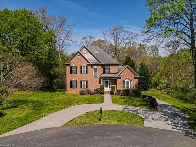 3508 Waterway Drive, Pfafftown, NC 27040
