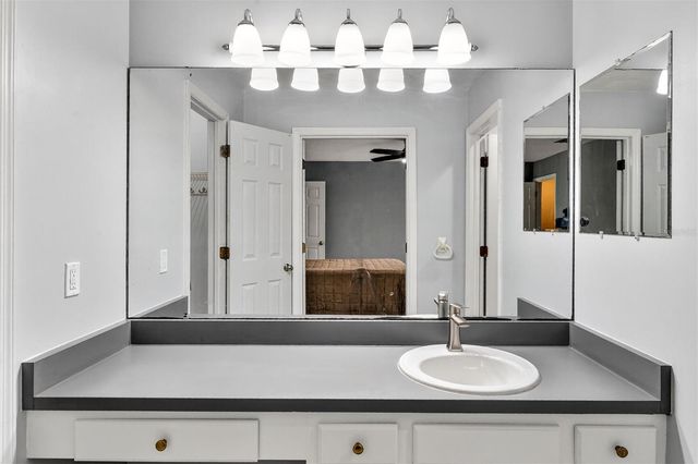 809 NW 42ND TERRACE, Gainesville, FL 32605