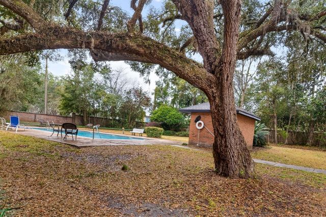 809 NW 42ND TERRACE, Gainesville, FL 32605