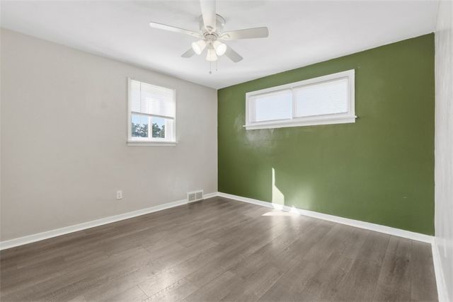 3856 Hilpert St, Brentwood, PA 15227