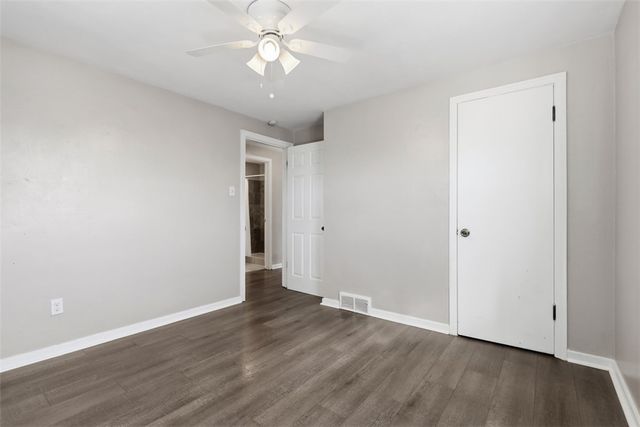 3856 Hilpert St, Brentwood, PA 15227