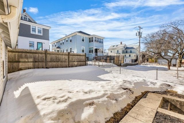 267-269 Farrington St, Quincy, MA 02170