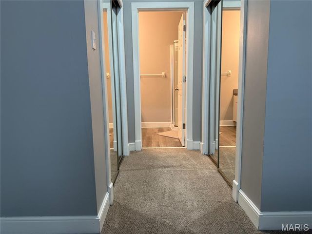 5879 Nina Place 1, St Louis, MO 63112