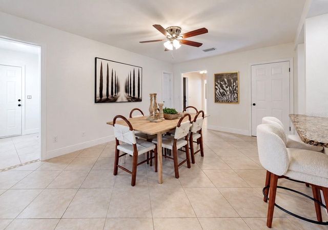 2818 SPRINGDELL CIRCLE, Valrico, FL 33596